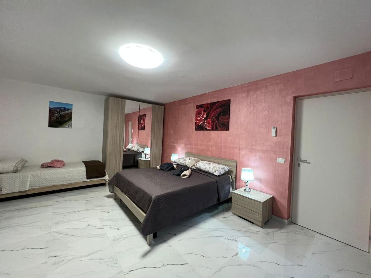 Bed and Breakfast L'Oasi Del Raganello Чивита Экстерьер фото