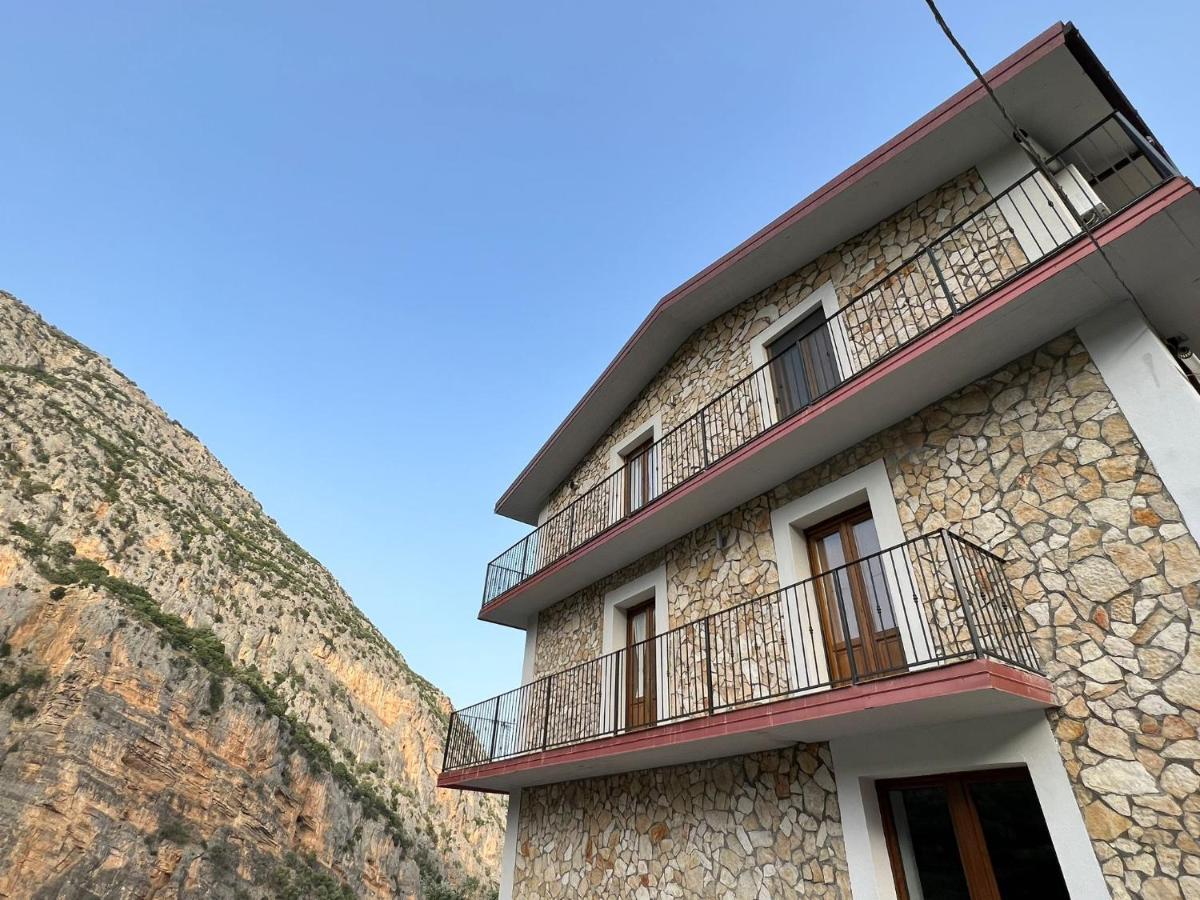 Bed and Breakfast L'Oasi Del Raganello Чивита Экстерьер фото