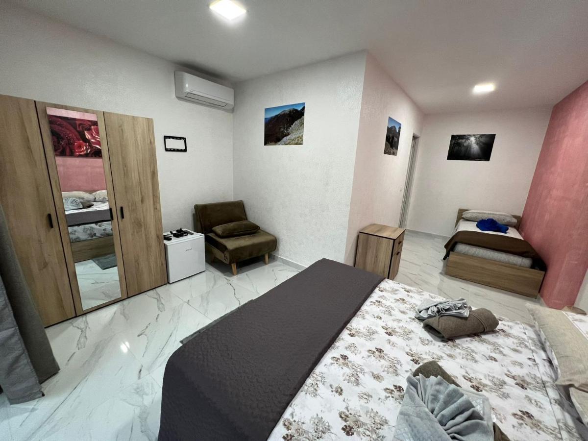 Bed and Breakfast L'Oasi Del Raganello Чивита Экстерьер фото